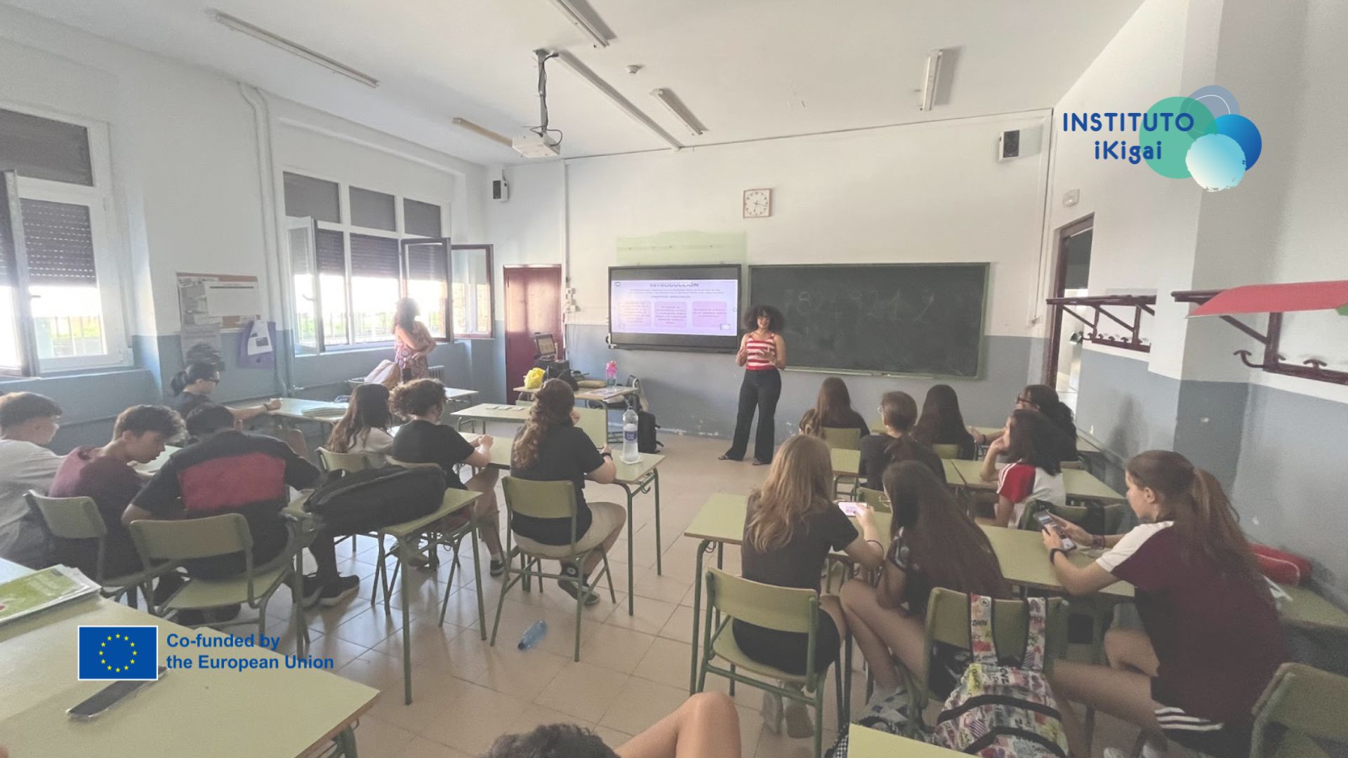 Promoción la alfabetización mediática en los jóvenes